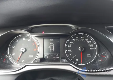 2015 Audi A4 2.0T Premium z USA, uszkodzony, nr VIN WAUBFAFL7FN002495